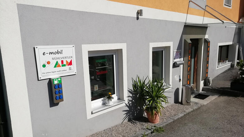 E-Bike Ladestation beim Gasthaus Schmalzer - Treff16