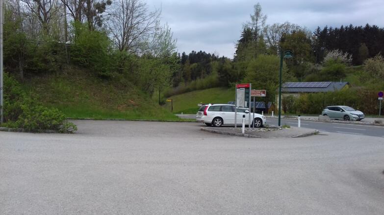Parkplatz in Altenburg - Enzmilnerplatz