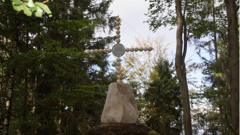 Gipfelkreuz am Leopoldschläger Berg
