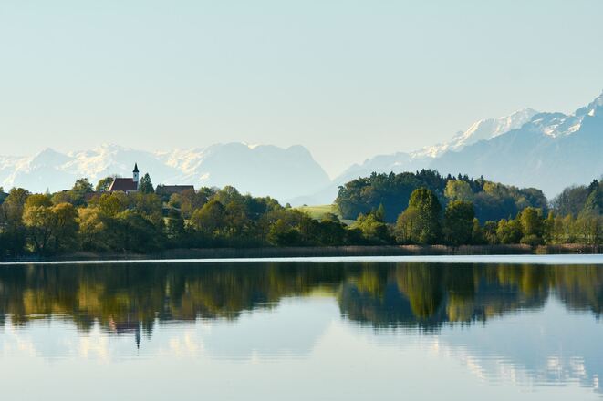 Abtsdorfer See mit tollem Bergblick