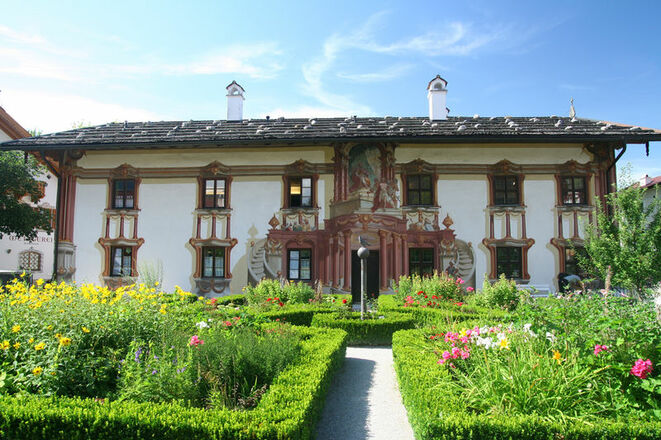 Pilatushaus im Sommer