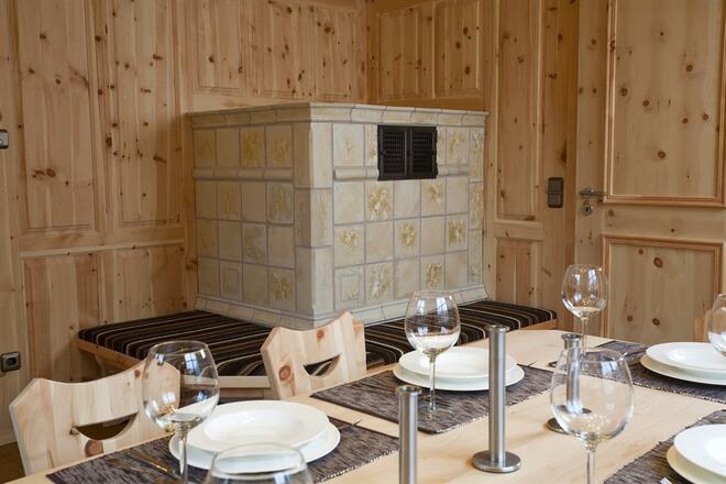 Wohltuende Wärme vom Kachelofen