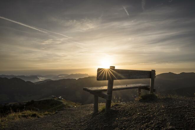 Wiedersberger Horn Aussichtsbank Sonnenaufgang