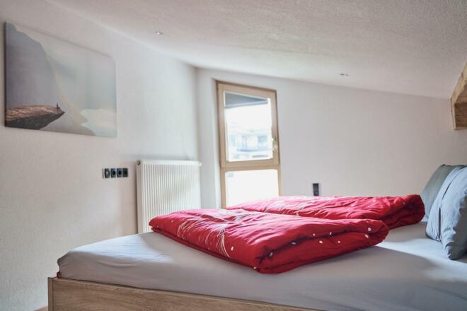 2. Schlafzimmer