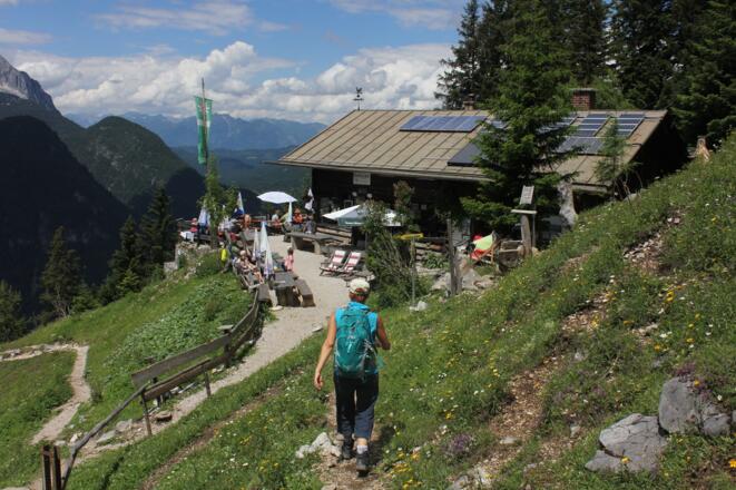 Einkehr an der Brunnsteinhütte