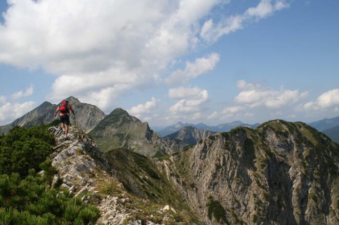 Genussreiche Gratpassage zwischen Schönfeldjoch und Wildenkarjoch
