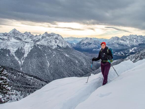 Wir haben eine fantastische Aussicht auf das Karwendel.