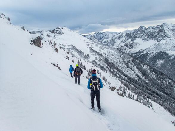 Wir haben den Seinskopf erreicht und nehmen nun linker Hand den unteren Weg.
