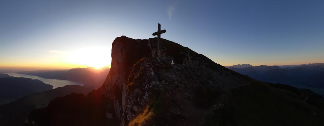 Sonnenaufgang im September um 06:30 Uhr
