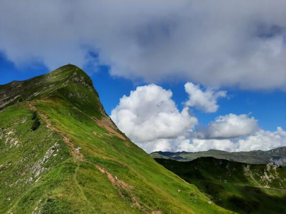 Wegweiser unterhalb vom Glatthorn