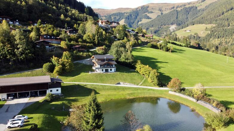 das Chalet aus der Luft