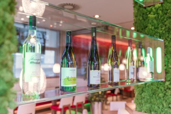 Wein-Vitrine