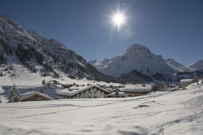 Traumhafter_Ausblick_vom_Buerstegg_in_Lech