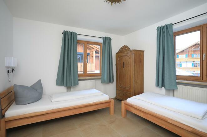 Luna 7 kleines Schlafzimmer