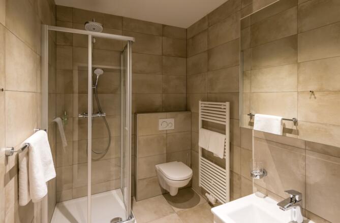 24/7 Zimmer Asten - Bad 2