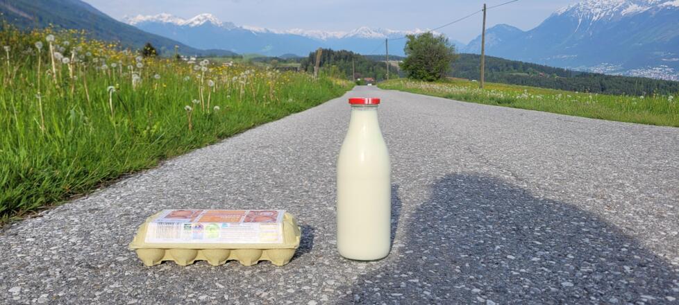 frische Almmilch und -Eier