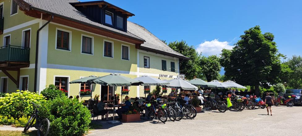 An den Seen gibt es viele radfreundliche Einkehrmöglichkeiten...