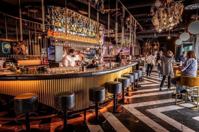 Le Jardin Bar