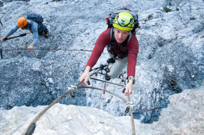 Nach der Leiter folgt gleich wieder ein steiler Aufschwung.