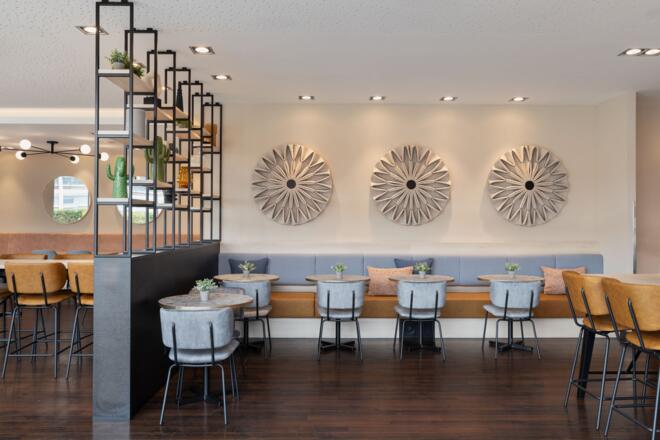 Kitchen and Bar Restaurant