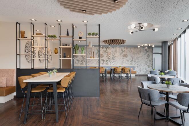 Kitchen and Bar Restaurant