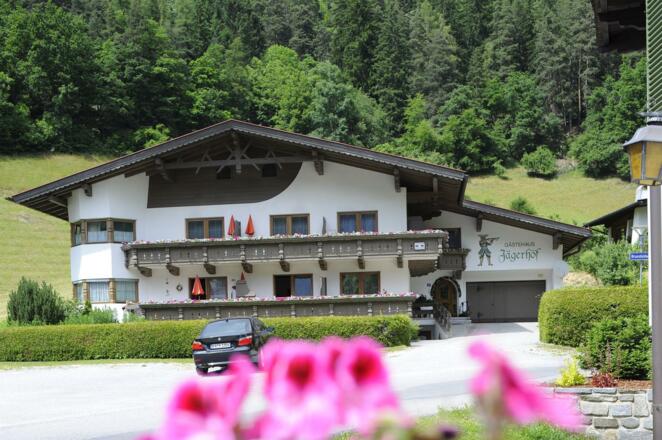 Haus Waldesruh im Sommer