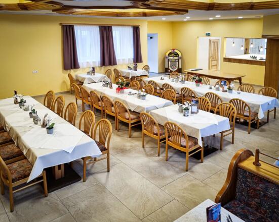 Gasthaus_Geigenbauer_Saal_Homepage_09