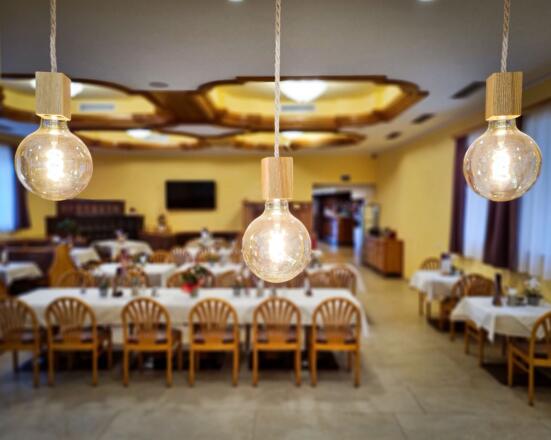 Gasthaus_Geigenbauer_Saal_Homepage_08