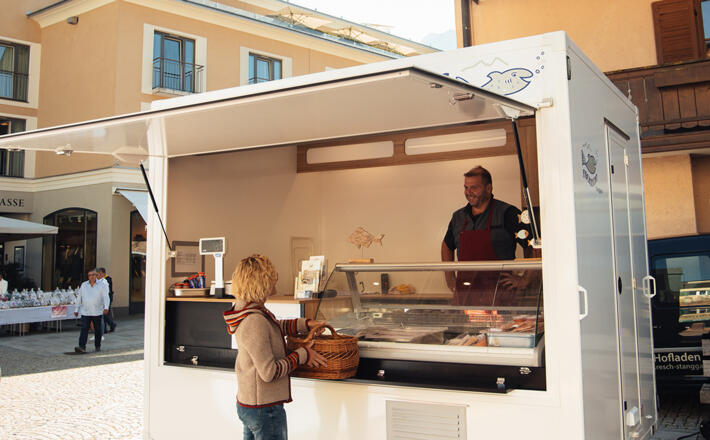 Fischzucht Resch am Wochenmarkt Berchtesgaden