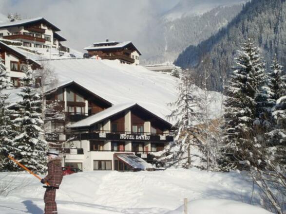 Hausansicht Winter