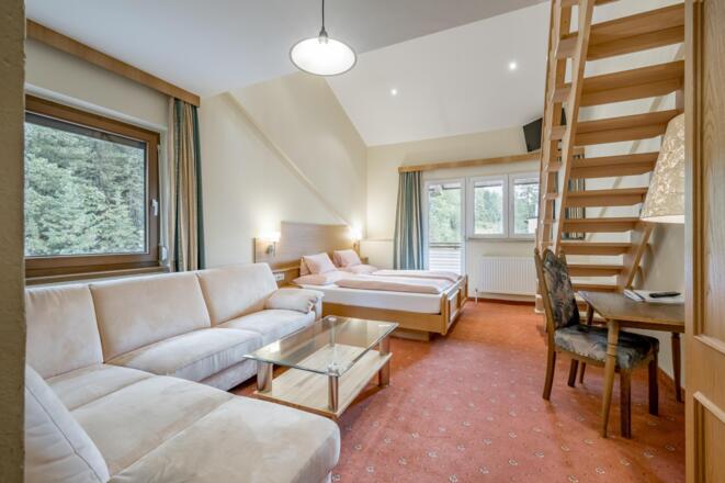 Maisonette (4)