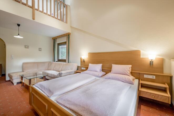Maisonette (5)