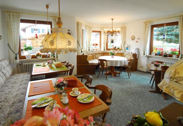 K-10730_035_fruehstuecksraum_©JTanner