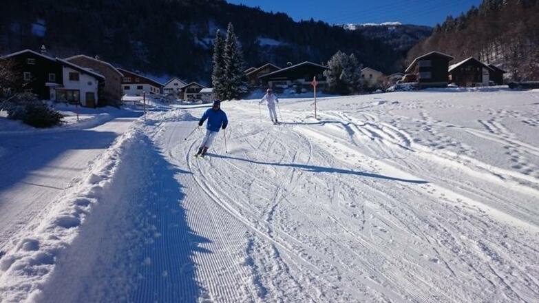 Skipiste beim Haus vorbei