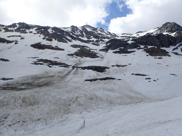 Reste einer Lawine aus der Brennkogel NW-Flanke