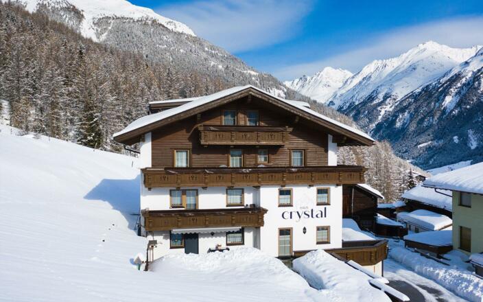 Winteransicht Haus Crystal