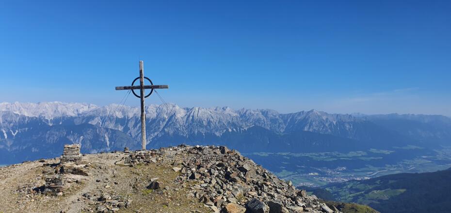 Ein phantastischer Gipfel! Nicht umsonst ist er ein Lieblingsberg der "Haller".