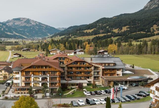 Wellnesshotel Engel Vorne