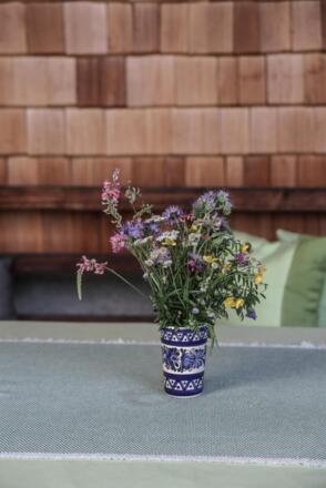 Blumen Privatzimmer Thaur
