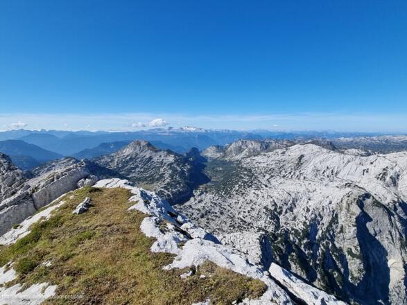 Im Westen der Elm, Pühringerhütte und Elmsee sieht man auch