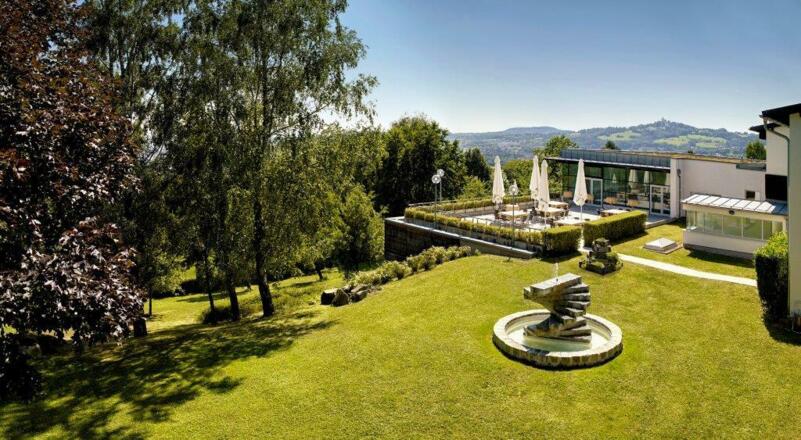 Sankt Magdalena Bildung/Seminar/Hotel Terrasse