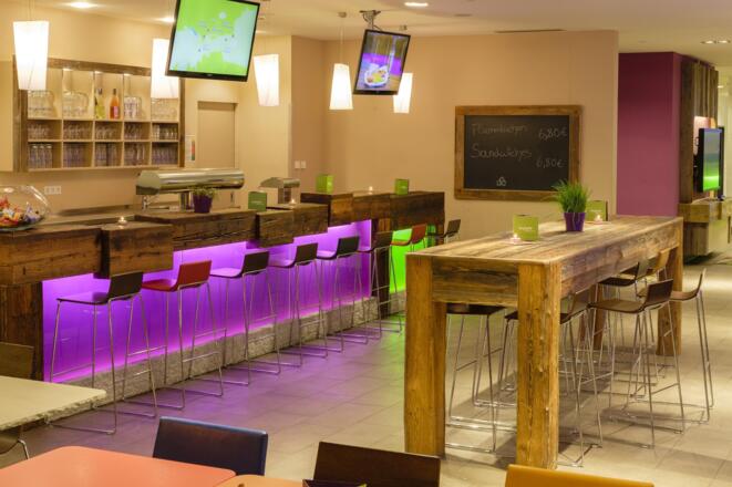 Bar 1