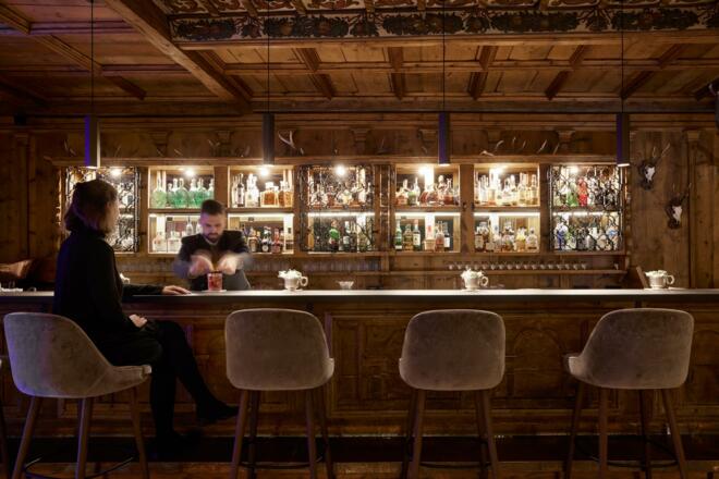 Tophotel Bar 2