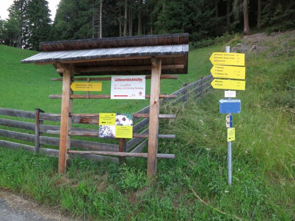 Abzweigung zum Kristeinertal (Bushaltestelle)