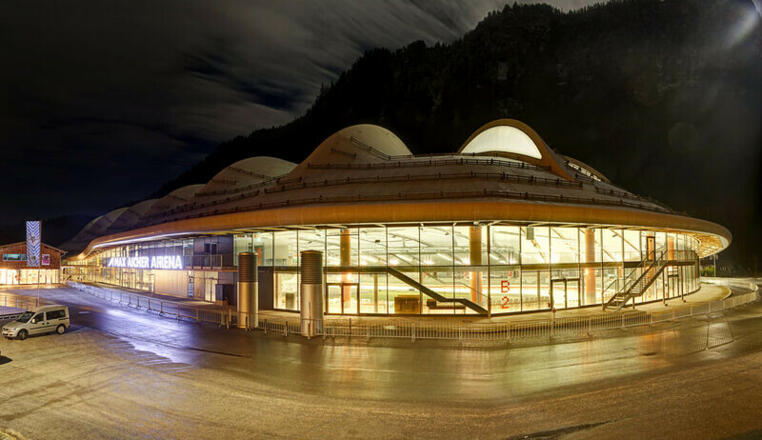 Max Aicher Arena: Außenansicht