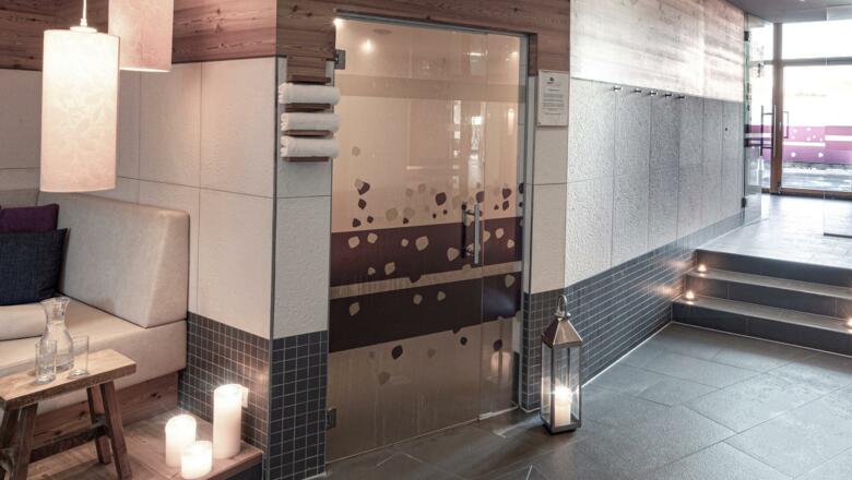INNs HOLZ Chaletdorf | Aromadampfbad im Hotel
