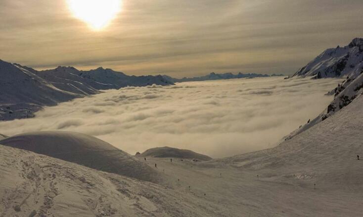 Talfahrt Valfagehr, über den Wolken