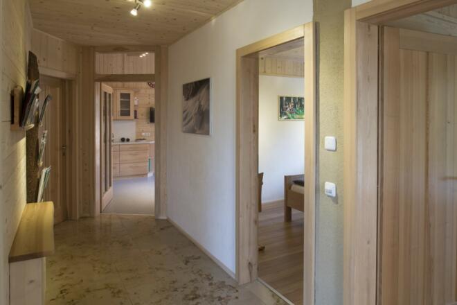 Eingang und WC Waldesche