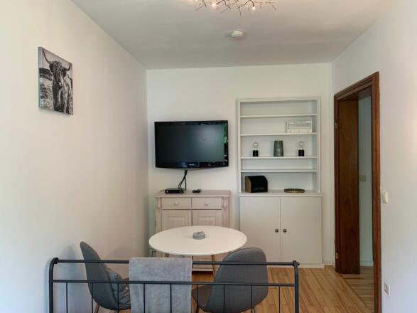 Schlafzimmer/ Essecke