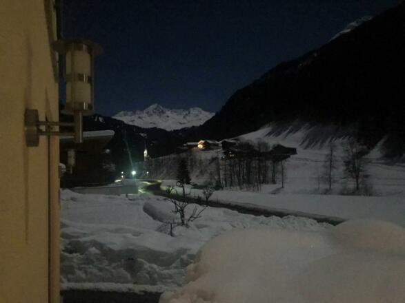 Winter Silbertal Kirche